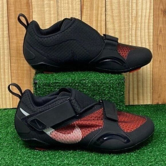 nike superrep cycle black hyper crimson